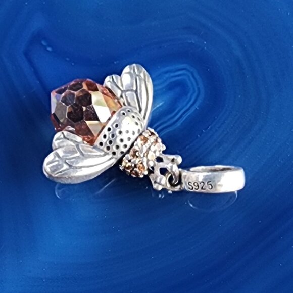 Vintage Sterling Silver Queen Bee Rhinestone Charm Pendant - Picture 3 of 8